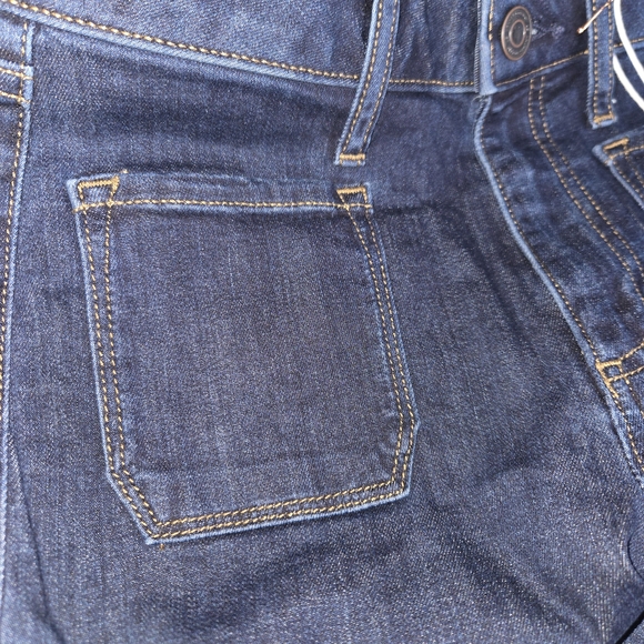 LC Lauren Conrad NEW Super High-Rise Flare Jeans - Size 4 - Picture 7 of 8